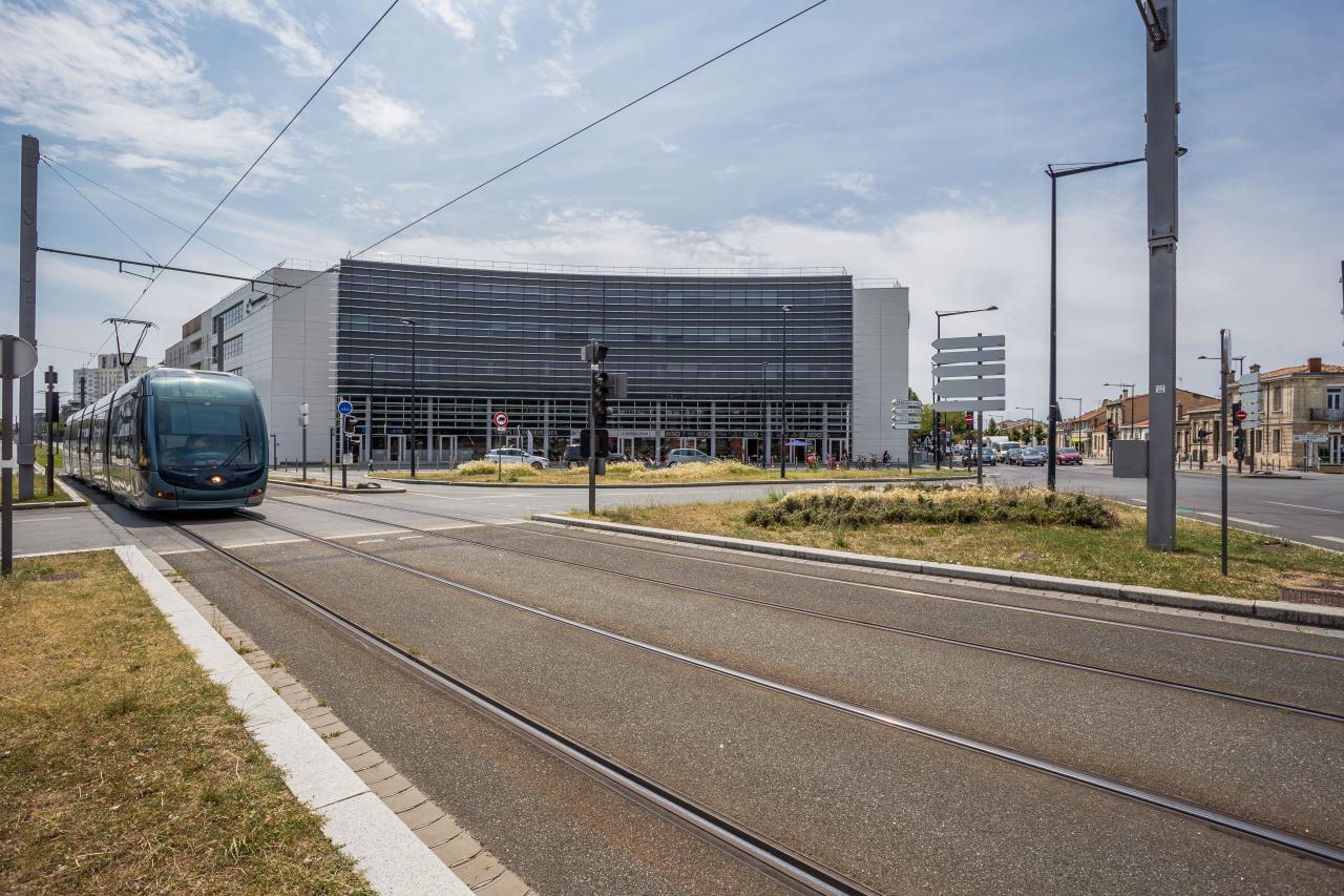 Bureau Bordeaux 830m² Location bureau Bordeaux Gironde OLBUR2427517 0
